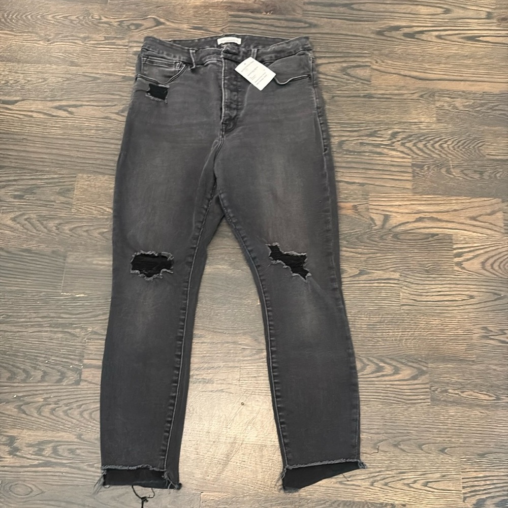 Good American Black Distressed Jeans size 10/30